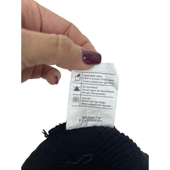 Carhartt Chevy Black Knit Beanie Unisex OS Embroidered Chevrolet Logo Hat - Picture 4 of 8